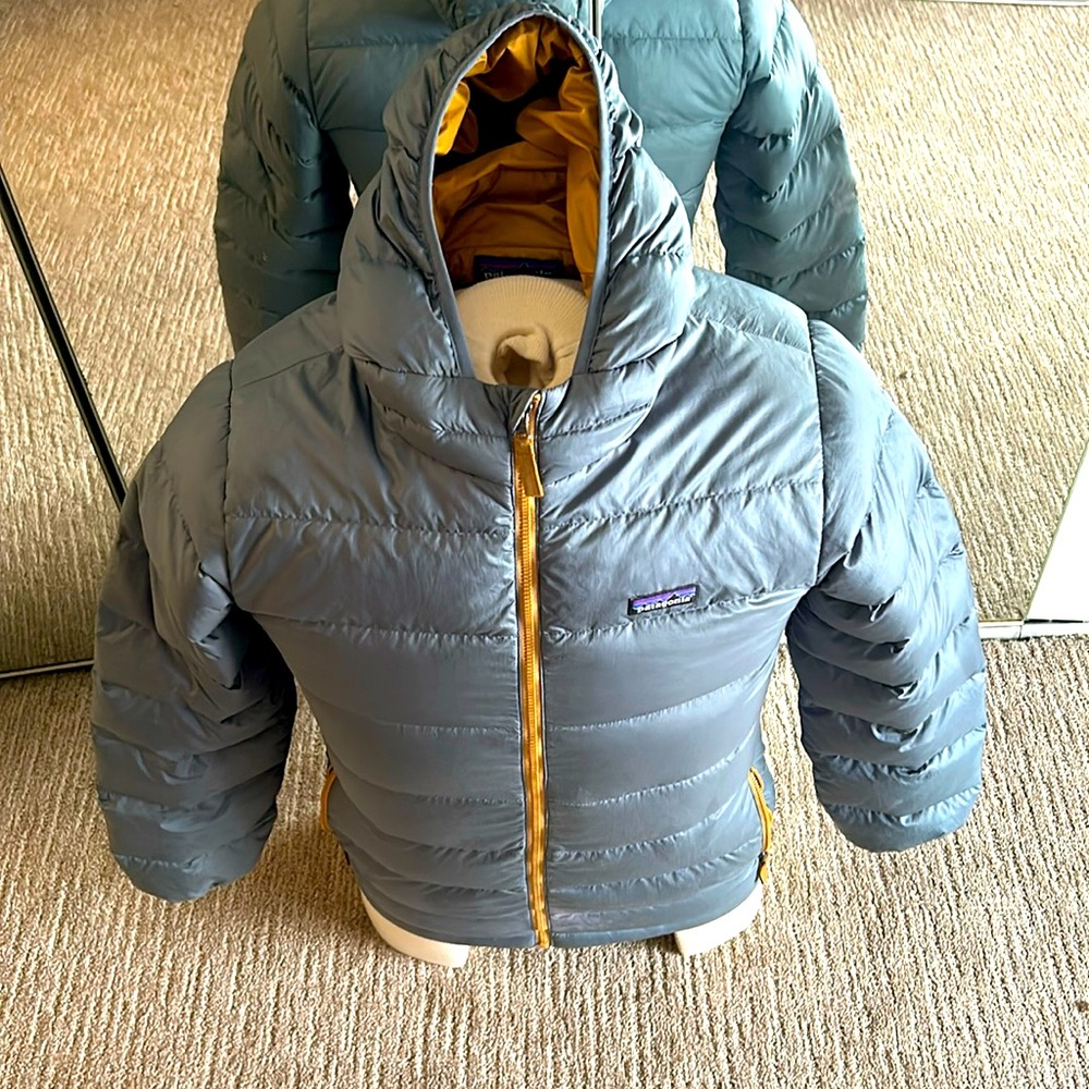 Patagonia Puffer Jacket- Boys size 14- a few water stains